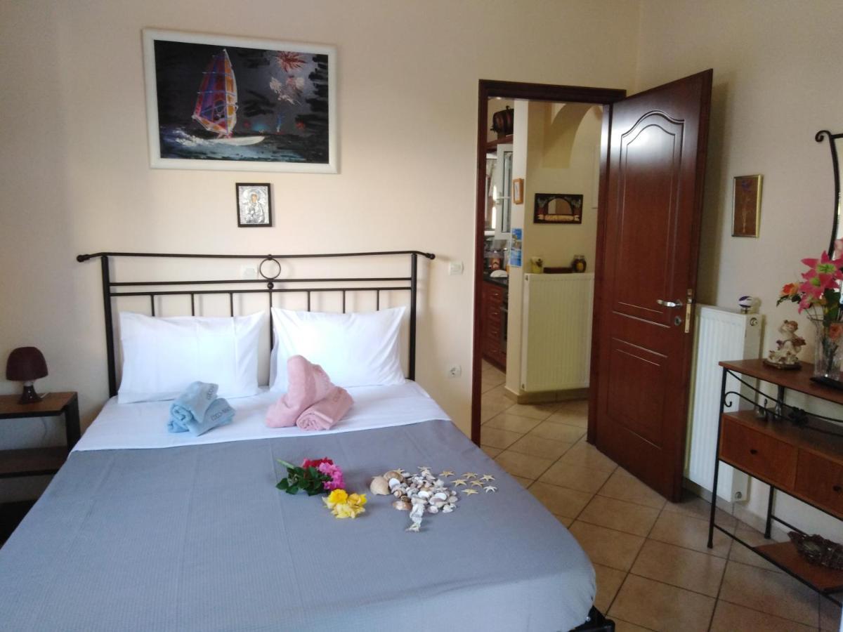 Golden Sea Villa Kalamata Bagian luar foto