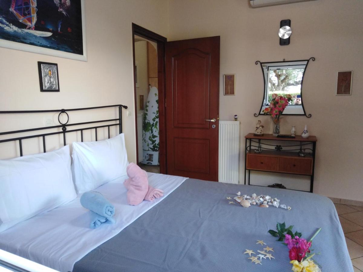 Golden Sea Villa Kalamata Bagian luar foto